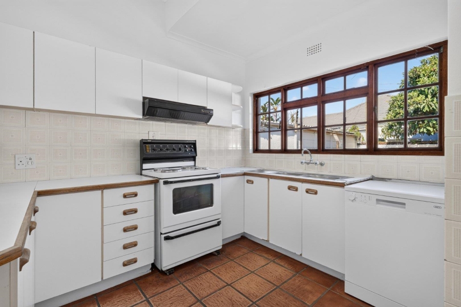 4 Bedroom Property for Sale in Claremont Western Cape
